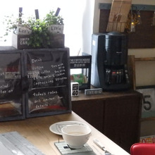 全部100均の材料でカフェ風スイーツケースをDIY!