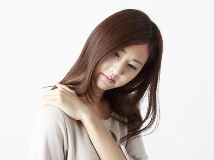 肩こりと腰痛が同時に起こる5つの原因