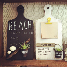 100均素材で人気の西洋海岸風インテリア(右のスモーキーピンク)