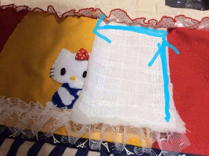 布を2辺縫い付ける