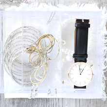 100均(ダイソー)のトレイでアクセサリー収納!