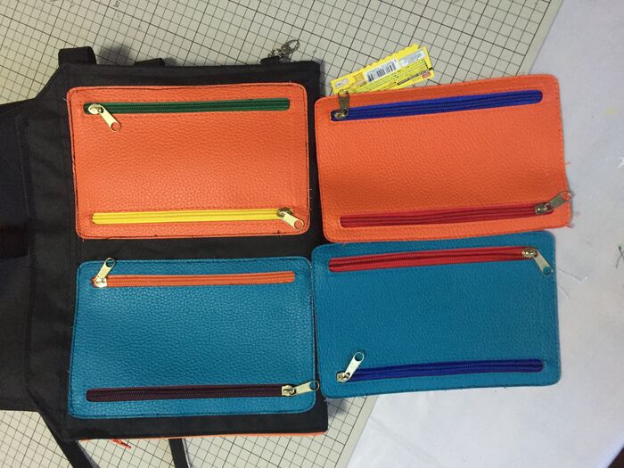 ダイソーポーチを分ける