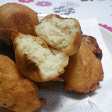 材料2つ。HM+玉子豆腐でふわふわドーナツ!