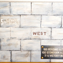 実はリバーシブル!ダイソーMDF材の男前な裏側リメイク☆