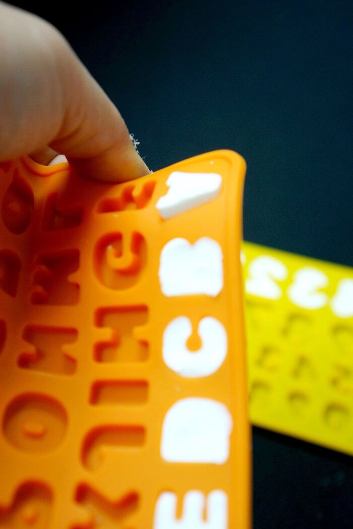 手順2.型から外します