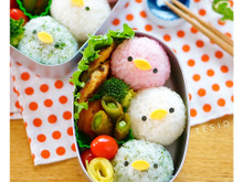 簡単キャラ弁!3色団子風ひよこちゃんおにぎり