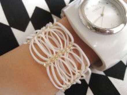 大人気のレインボールームでアレンジ大人ブレスレット