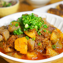 おつまみにピッタリ!牛すじとこんにゃく大根のコッテリ煮のレシピ