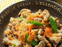 豚こまとにんじんのごま味噌炒め☆作り置きに