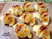 話題のスイーツ!kiriと冷凍パイシートで作る「クリームチーズクロワッサン」