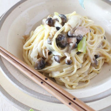 レシピ【老化防止に期待!!しめじとネギのゆずこしょうゆクリームパスタ】