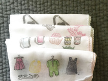 100均消しゴムハンコで簡単!オリジナルガーゼハンカチ