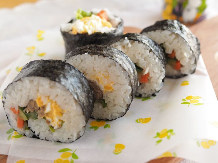 オイルサーディンとタルタルの洋風太巻き☆骨ごといわしを美味しく食べる!
