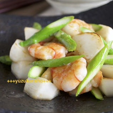 春野菜たっぷり♥アスパラ・かぶ・エビの塩炒め