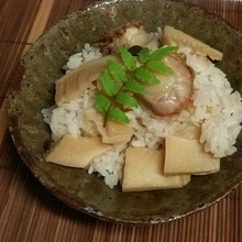 簡単!香りと食感に旨みをプラス☆ホタテと筍ごはん