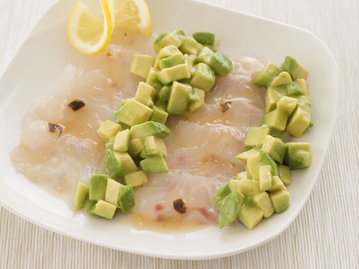 【時短おかず】ピエトロ『ノンオイル 和風しょうゆ&レモン』で「白身魚の和風カルパッチョ」