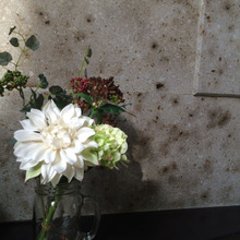 ダイソーのフェイクフラワーで簡単アレンジメント٩(*>▽<*)۶