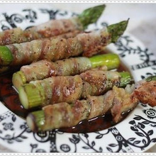 アスパラの肉巻き♪わさび*バターポン酢ソースで☆