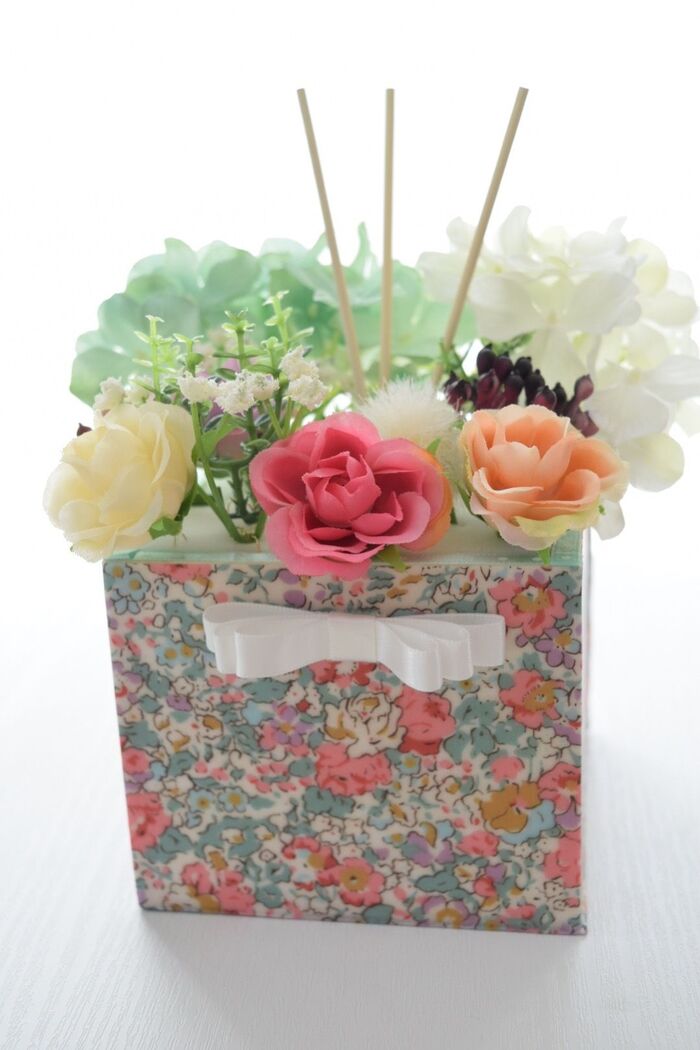 セリアでハンドメイド!リバティ柄のフラワーボックス