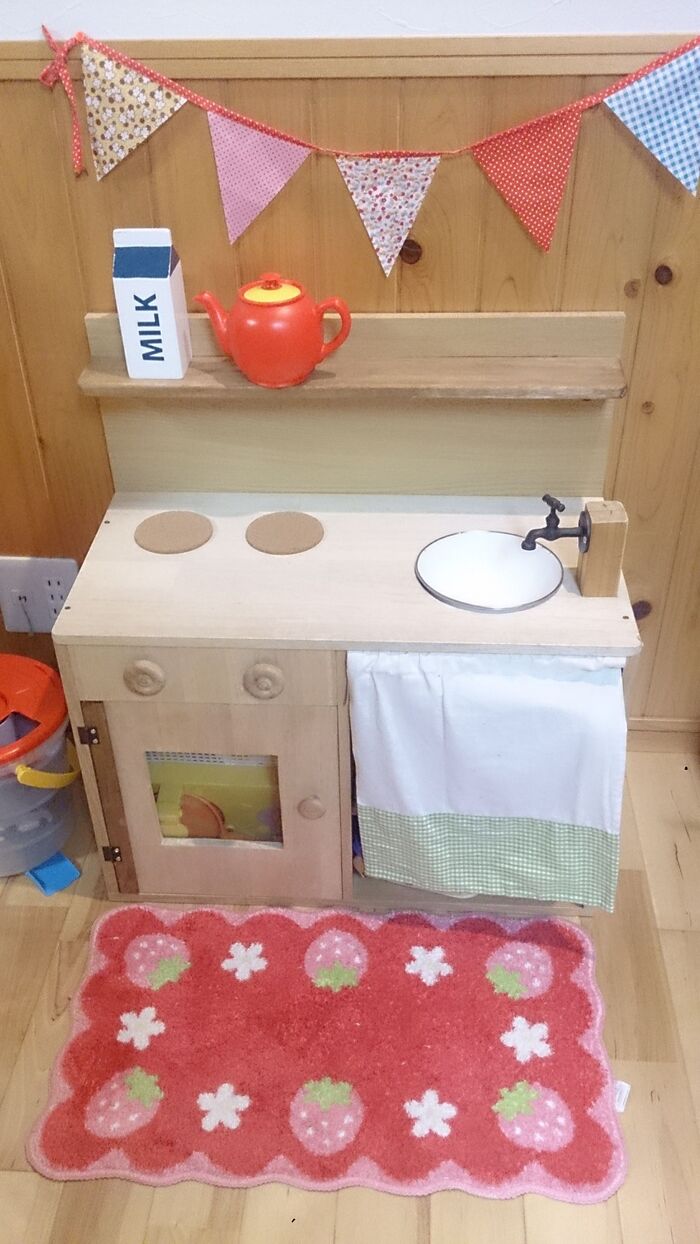 我が家のおままごと~カラーボックスと百均ボウルで手作りキッチン編~