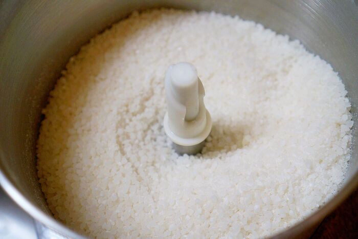 砕いたお米はこんな感じです