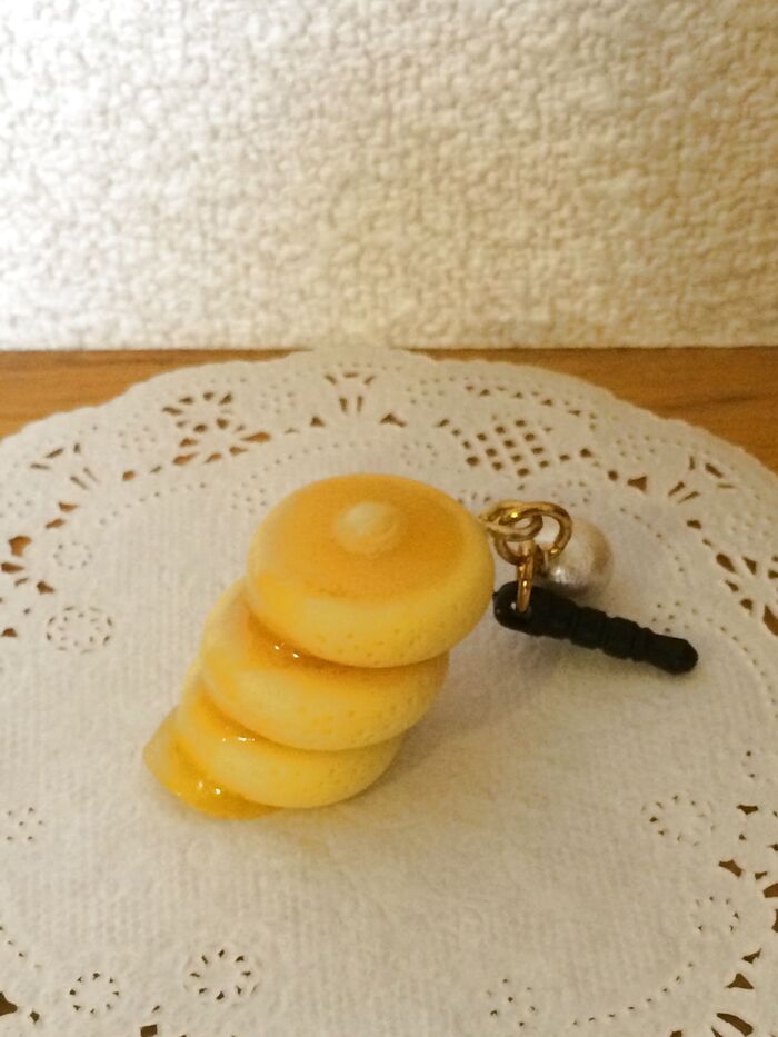 ハンドメイド!ミニチュアホットケーキのイヤホンジャック