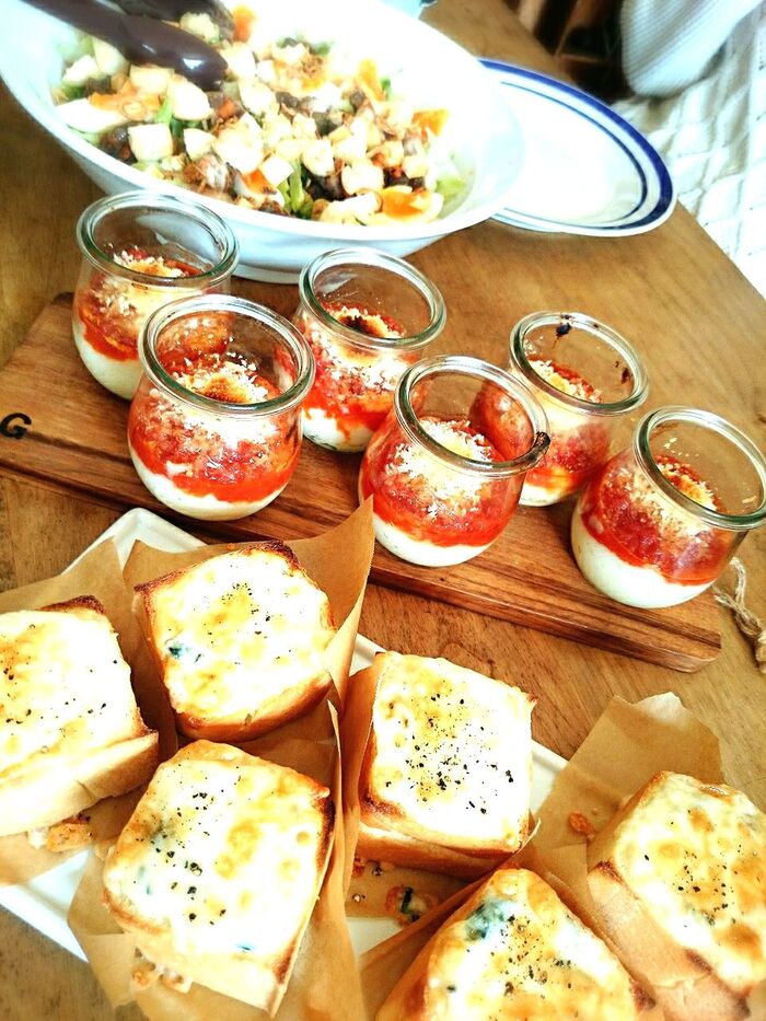 ウッドボードにガラスの組合せ