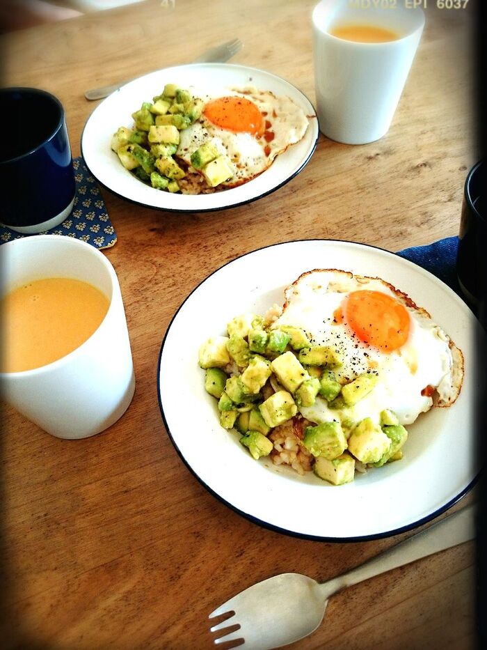 こちらは黄色をメインにコーディネート