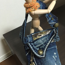 履かなくなったデニムパンツをリメイク‼️後ろポケット&ウエストでお出かけバッグ★彡