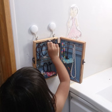 100均トレーでDIY!ヘアゴム収納