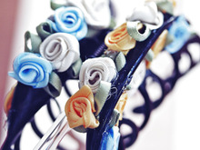 100均バレッタリメイク!バラのリボンパーツをつけるだけで完成