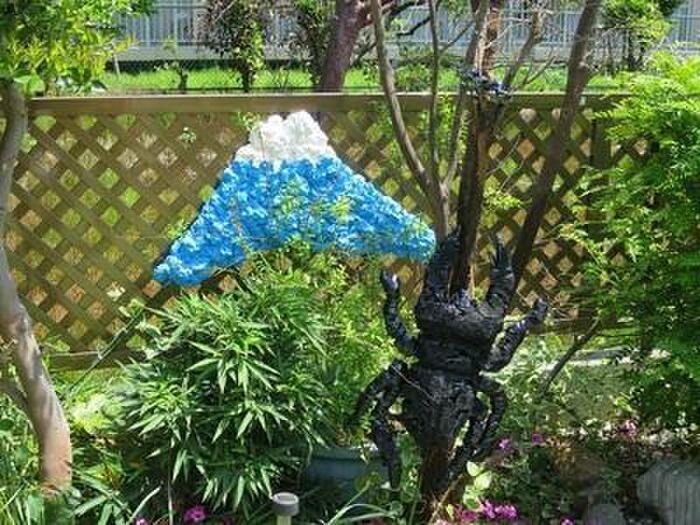 ガーデニングに手作りオブジェ~巨大クワガタ~