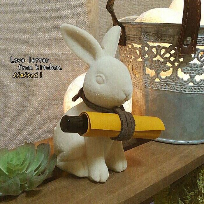 100均だけで@ハンドメイド♪キッチュ系はんこホルダー。