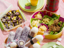 「スティックおにぎり」が話題! 運動会も遠足も手づかみでおいしい♪