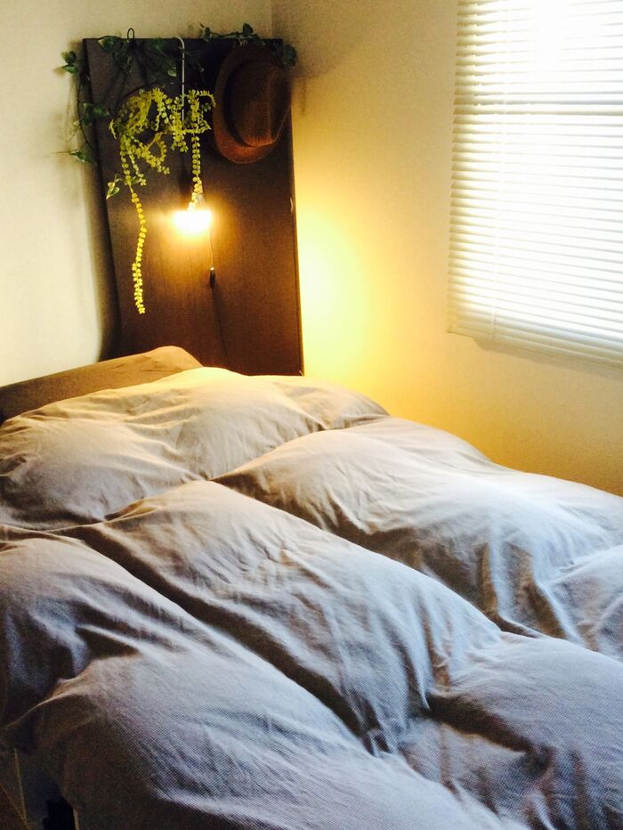 廃品とカラーボックスで寝室をセルフリノベーション♪