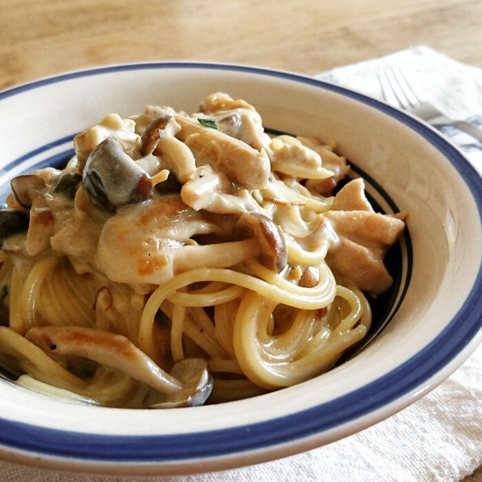 簡単❗10分で出来ちゃう❗やみつき♥グリーンカレークリームパスタ