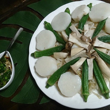 薬味醤油で食べるホットサラダ