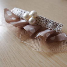 100均のフリルテープとレーステープで!大人可愛い簡単バレッタ