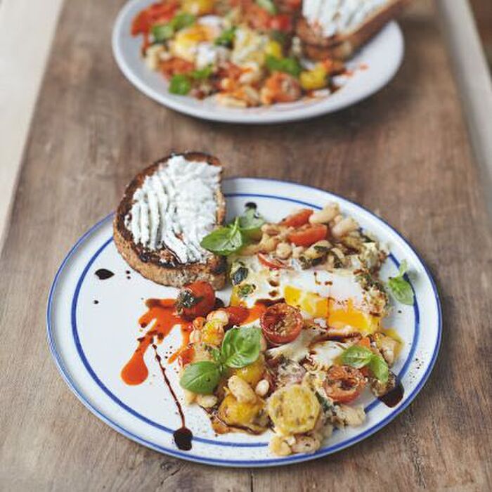 【レシピ】リコッタトーストとミニトマトと目玉焼き添え