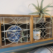 100均で!おうちカフェをおしゃれに演出♡アイアン扉棚