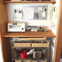 マグネットボードの活用でキッチン収納が便利に!