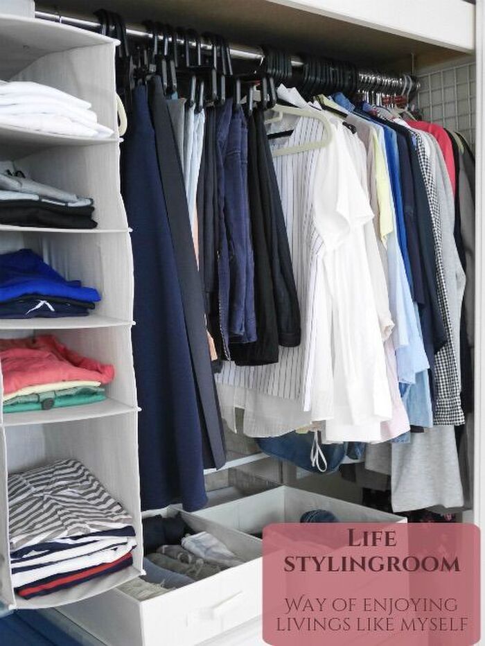 クローゼット収納⑥一度に見渡せて取り出しやすいニトリの「 吊り下げ収納」