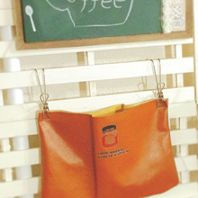 100均セリアのフェイクレザーで作る☆ボンドで貼るだけ!簡単収納bag♪