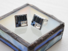 スクエアのスワロフスキーでハンドメイド!coolなイヤリング