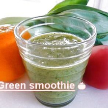 ダイエット中でも気兼ねなく飲める!美味しいグリーンスムージー♡