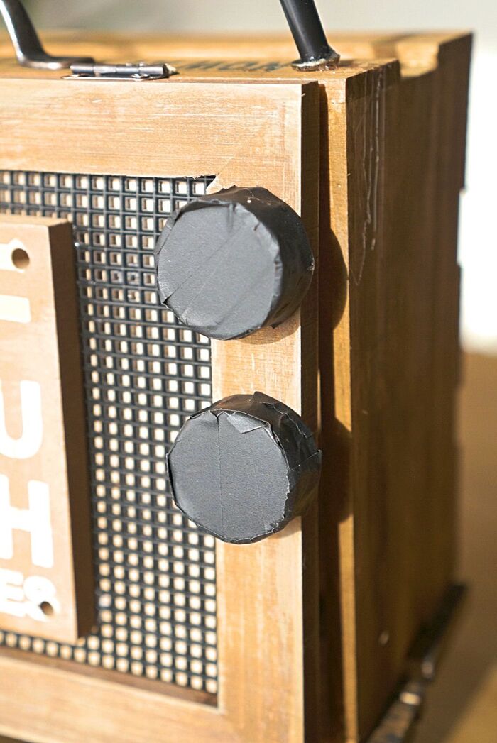 手順6.スイッチを貼り付ける