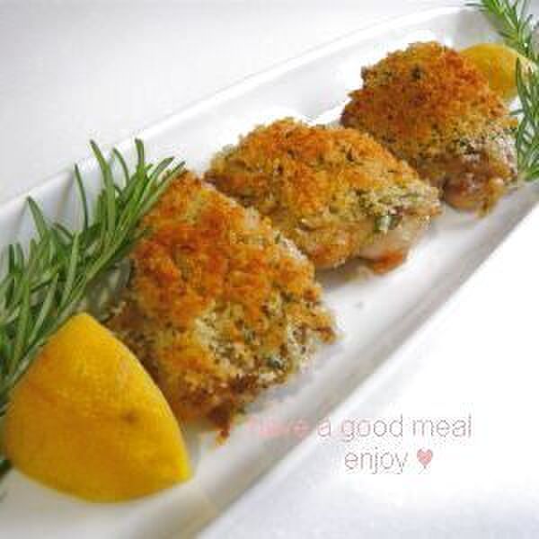 今回は、チキンにのっけてトースターで焼きました♪