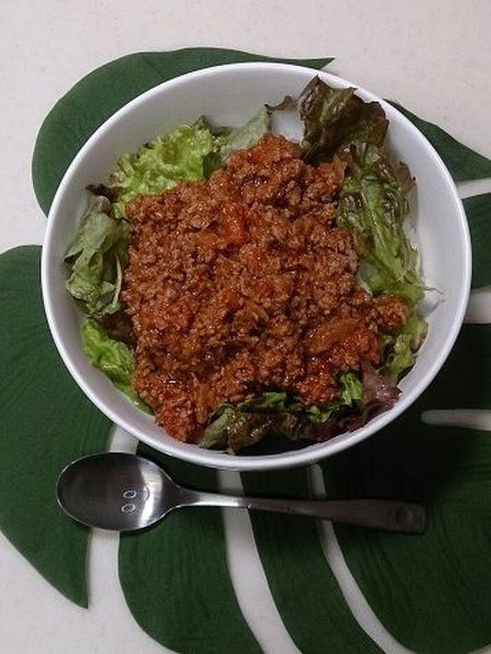 簡単ミートソースアレンジ1 なんちゃってタコライス