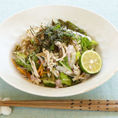 さっぱり味が食欲をそそる♪ささみとザーサイのリセットサラダ