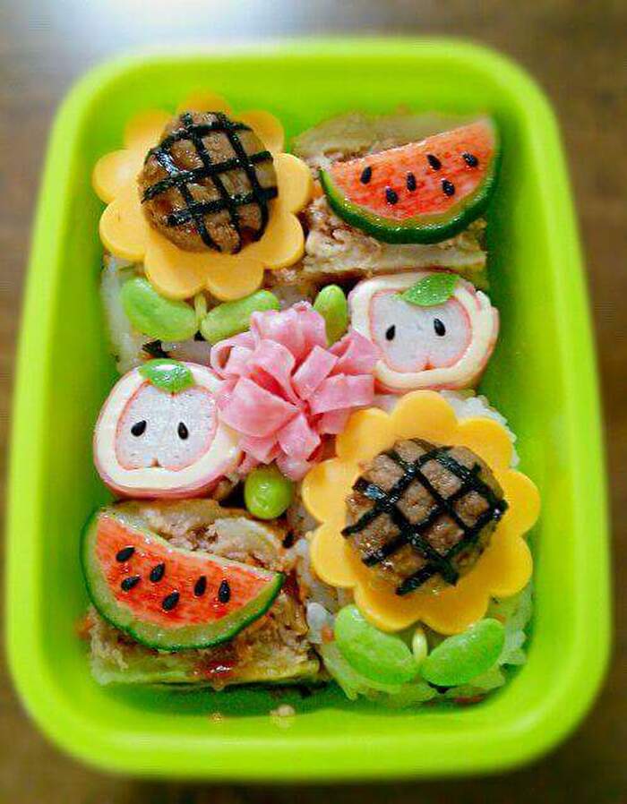 【デコ弁】ヒマワリとスイカの常夏弁当